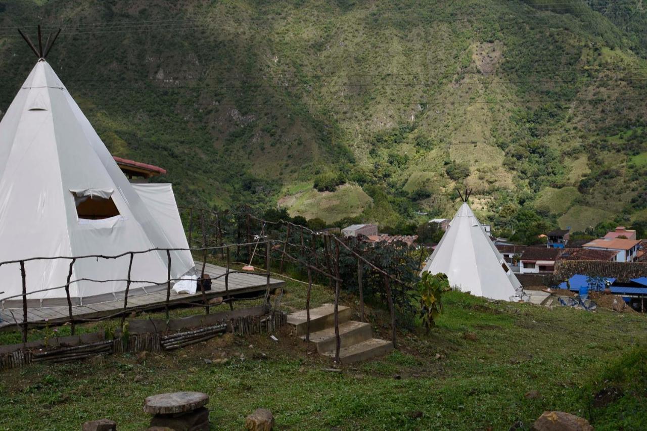 Hostal Las Valkirias Matanza Esterno foto