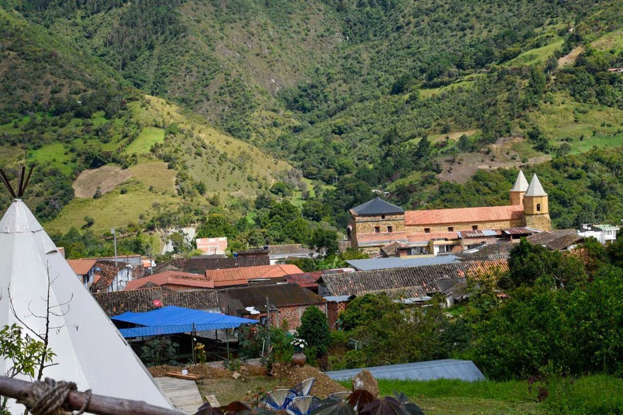 Hostal Las Valkirias Matanza Esterno foto