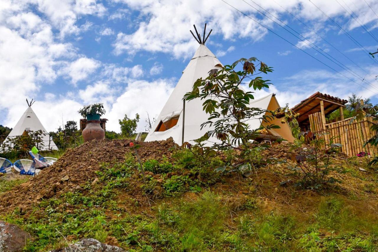 Hostal Las Valkirias Matanza Esterno foto